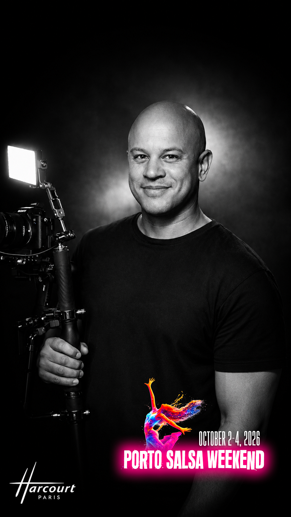 Steve from StaMamboVideo holding a camera